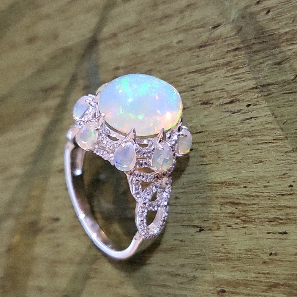 MAGNIFICENT OPAL RING - Picture 4 of 9